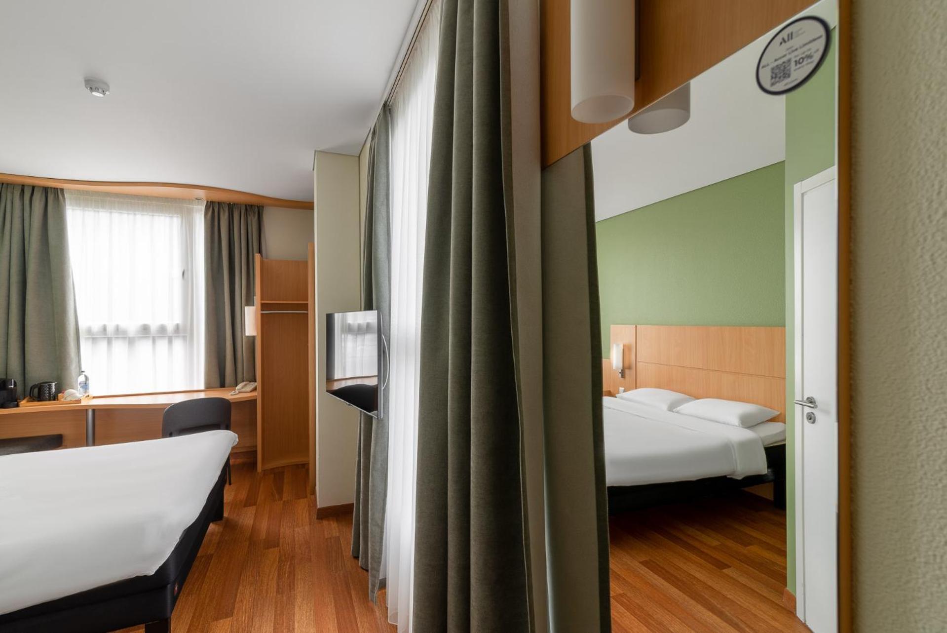 Ibis Kaunas Centre Exterior photo